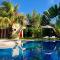 Strutz Art Garden Resort
