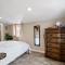 Oceanside Rocks Family Vacation Home