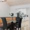 Las Olas Villa with HEATED Salt Water Pool - Fort Lauderdale