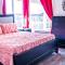 Big Home/Pet/Free Parking/EV/6 Br Sleeps 25/dwntwn