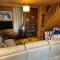 Luxury 3 bedroom, 3 bathroom lodge with hot tub