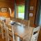 Luxury 3 bedroom, 3 bathroom lodge with hot tub
