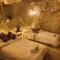 7 Caves Hotel