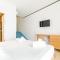 B&B A C-Caste B&B A C-Caste