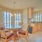 Spacious Brigantine Home about 1 Block to Beach! - بريغانتين