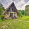 A-Frame Cabin with Hot Tub, Walk to Kentucky Lake! - Benton