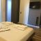 A Due Passi Dalla Scalinata Rooms - Caltagirone