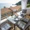 Alexandras On The Beach and Pool apt