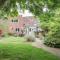 Holloway House - Wotton-under-Edge