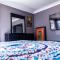 Big Home/Pet/Free Parking/EV/6 Br Sleeps 25/dwntwn