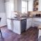 Big Home/Pet/Free Parking/EV/6 Br Sleeps 25/dwntwn
