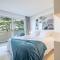 Elegant 3-Room Apartment with Terrace Pool & Island Views - Cannes