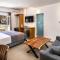 Alizea Villas & Suites