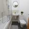 Derby City Base - 2 Bed Near Hospital, Driveway Parking, Garden