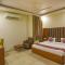 FabHotel Surya