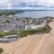 Apartment 10 Waterstone House - Luxury Apartment with Sea Views