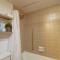 VS348 Village Square 1 Br 1 Ba condo