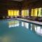 Golden Manor Inn & Suites