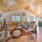 Calming Twin Peaks Family Retreat with Views!