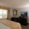 Paradise Inn and Suites Redwater