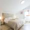 Villa Tina with Swimming Pool, Tennis court, Games room, Sauna, Gym, BBQ