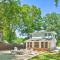Cheery Cottage with Yard Less Than 1 Mile to Marietta Square - Marietta