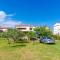 Apartments Anica F