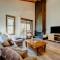 Aspen Grove "Ski Back" Condos - تروكي