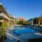 Lakeside Apartments