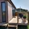 Cleeves Cabins Ailsa Luxury Lodge with hot tub
