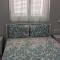 Garlis Apartments