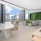 Lamour Ocean View Apartment II in Casino Broadbeach - free parking-195cm