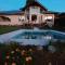 hermosa casa a una cuadra del lago