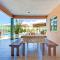 Casa com Piscina na Praia do Iguape by Carpediem