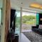 Great view in 81sqm top floor space in Kamala - 卡马拉海滩