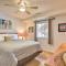 Breezy Lakefront Condo with Balcony and Lake View! - 卡姆登顿