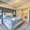 Grand Haven Condo - Walk to Nearby Hot Spots!