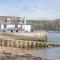 15 Churchfields - Bungalow with Estuary Views and Parking