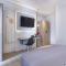 9 Luxury Rooms