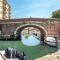 Piccola Venezia Canal View Charming Flat