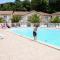 Petit oasis avec piscine