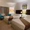 Days Hotel by Wyndham Iloilo