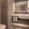 Holiday Inn - Nanjing South Station by IHG