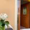 Montsenigos Garden Apartment