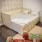 Forever Friday Apartment Cosmopolis - Creţuleasca