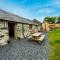 Romantic Snowdonia Cottage with Hot tub, sea & mountain views - Tywyn