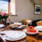 Romantic Snowdonia Cottage with Hot tub, sea & mountain views - Tywyn