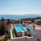 Apartment Stella - heated rooftop swimming pool