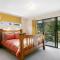 Lupin Lodge Bed & Breakfast - Taupo