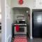The Rubi Lounge - Spacious Brooklyn Centre Modern Escape Near Downtown With Parking, 300MB WiFi & Self Check-In - كليفلاند